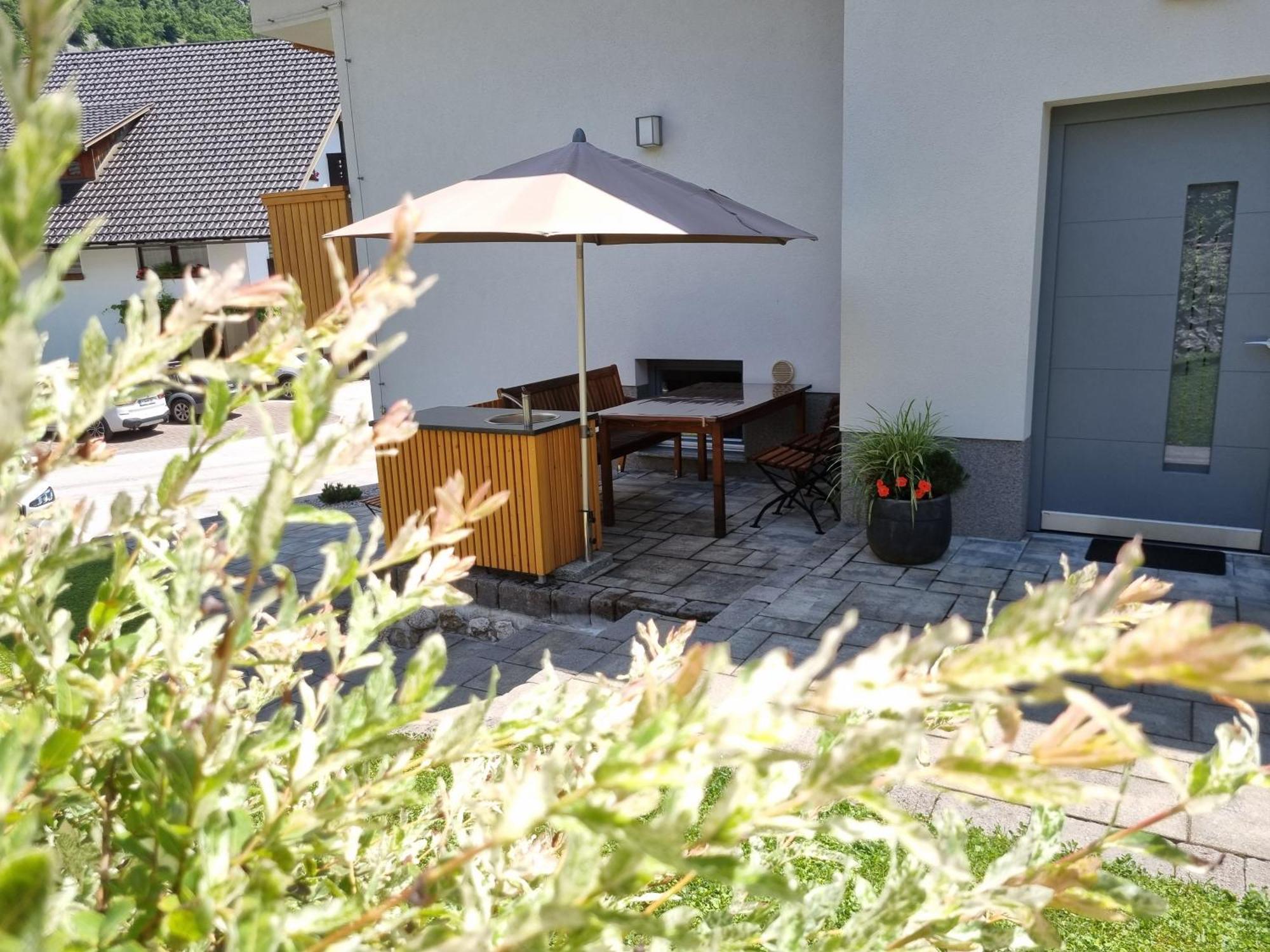 בוהין Apartments Vila Darja מראה חיצוני תמונה