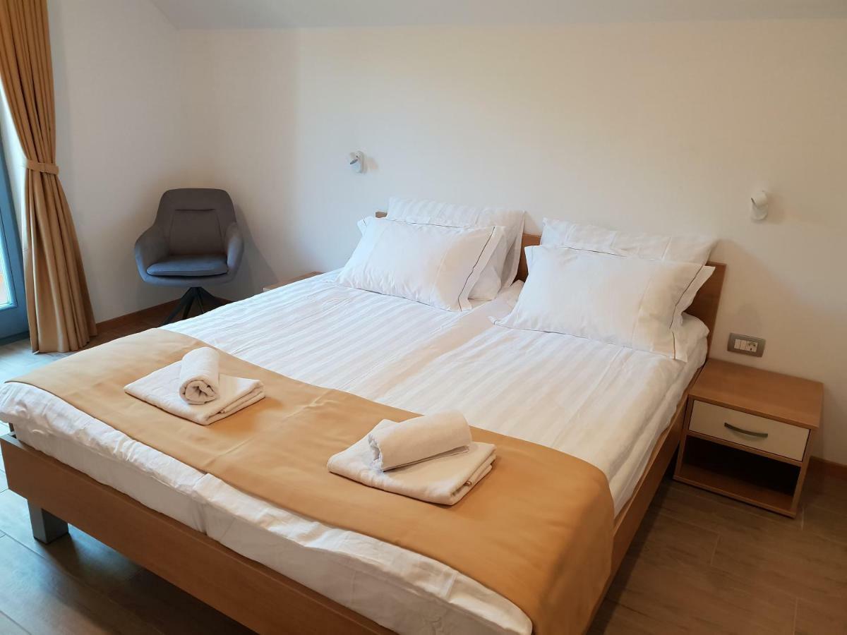 בוהין Apartments Vila Darja מראה חיצוני תמונה